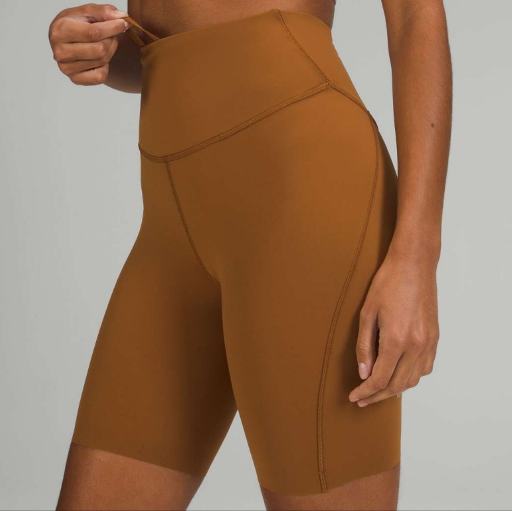 Lululemon Base Pace Shorts Size 8 8" Copper Brown